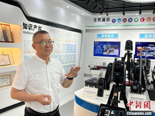 合肥 以新興產(chǎn)業(yè)為引擎，以“科大硅谷”為載體，驅(qū)動(dòng)技術(shù)開(kāi)發(fā)與創(chuàng)新